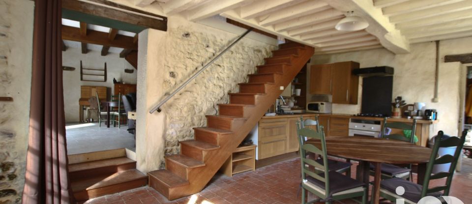 Maison traditionnelle 5 pièces de 131 m² à Savigny-en-Sancerre (18240)