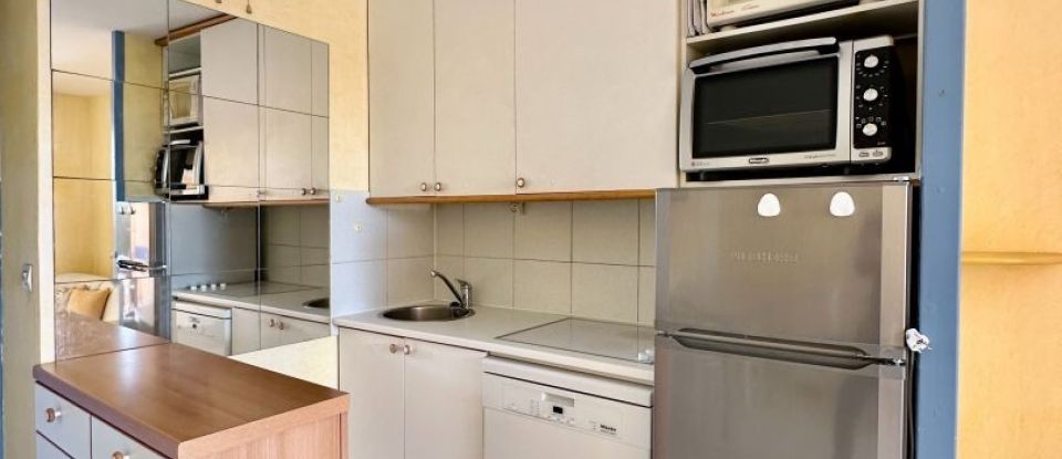 Apartment 3 rooms of 39 m² in Grimaud (83310)