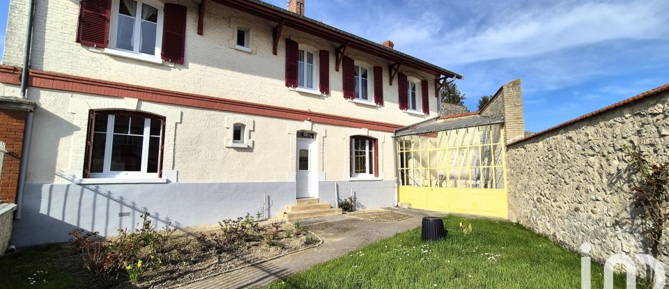 Maison de village 15 pièces de 294 m² à Cauroy-lès-Hermonville (51220)