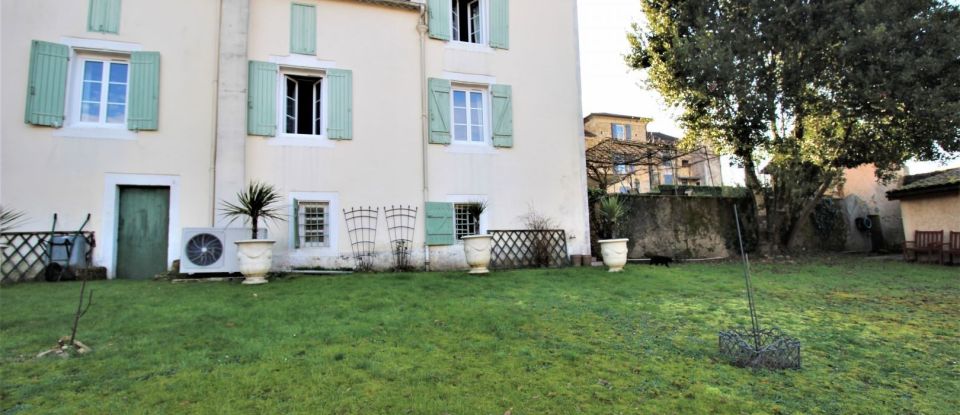 House 8 rooms of 230 m² in Villefranche-du-Périgord (24550)