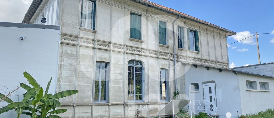 Building in Migennes (89400) of 720 m²