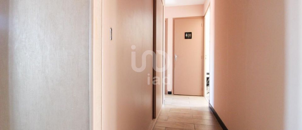 Apartment 4 rooms of 81 m² in Millau (12100)