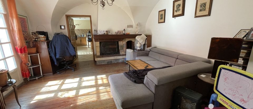 House 9 rooms of 278 m² in Alès (30100)