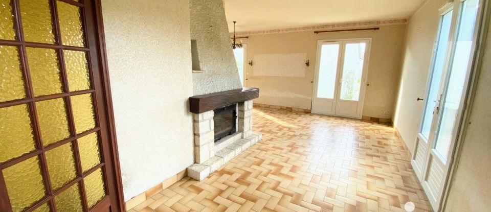 Traditional house 4 rooms of 71 m² in Le Château-d'Oléron (17480)