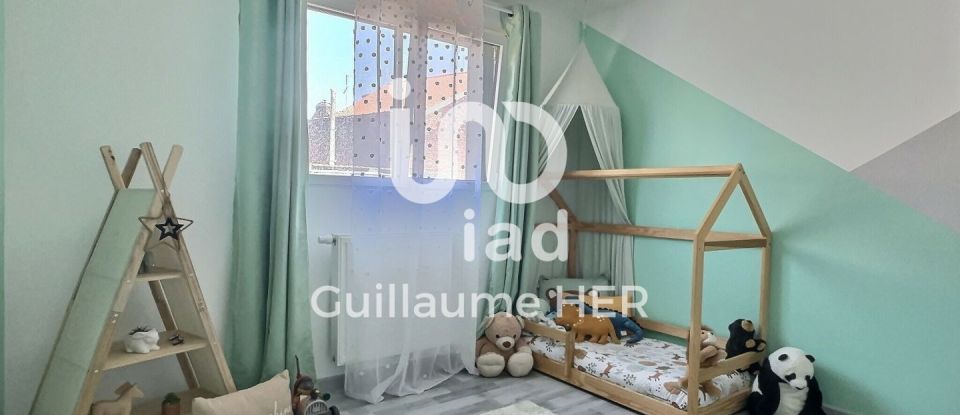 House 5 rooms of 118 m² in Tourcoing (59200)