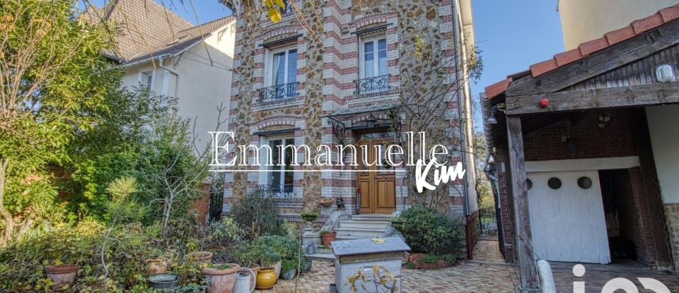 House 8 rooms of 180 m² in Montmorency (95160)