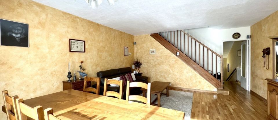 House 5 rooms of 92 m² in Élancourt (78990)