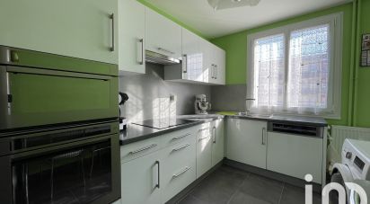Apartment 3 rooms of 72 m² in Renage (38140)