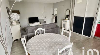 Appartement 2 pièces de 47 m² à Bordeaux (33300)
