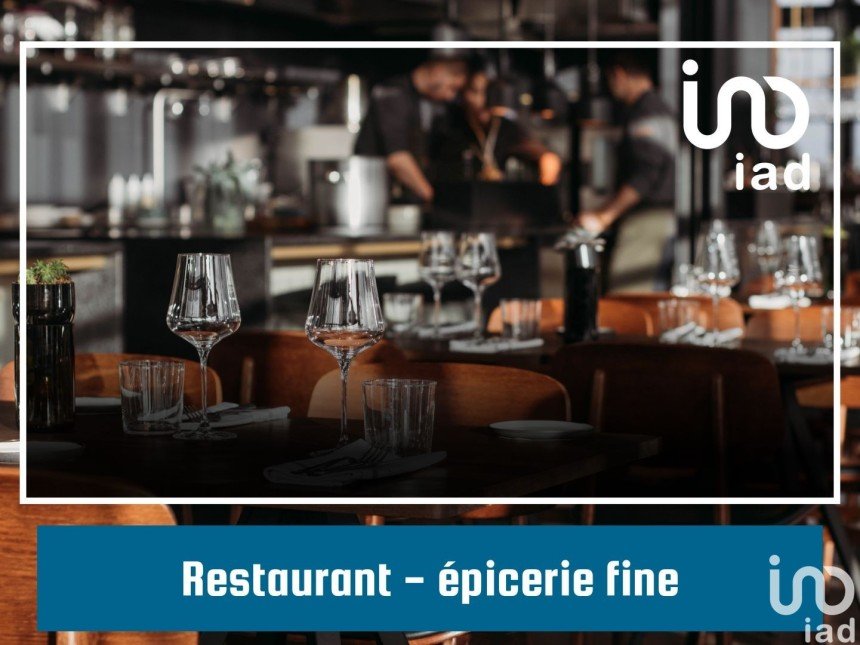 Brasserie-type bar of 54 m² in Paris (75003)