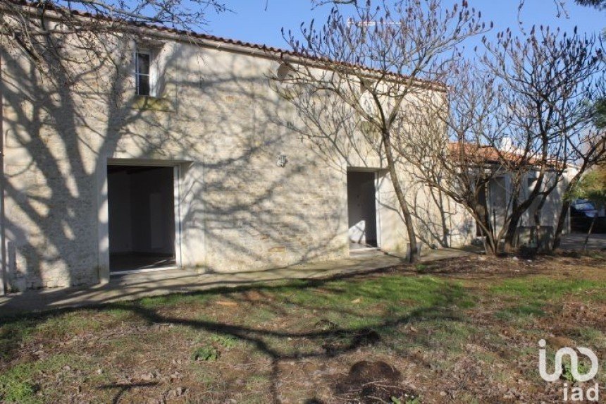 Maison 6 pièces de 150 m² à Champagné-les-Marais (85450)