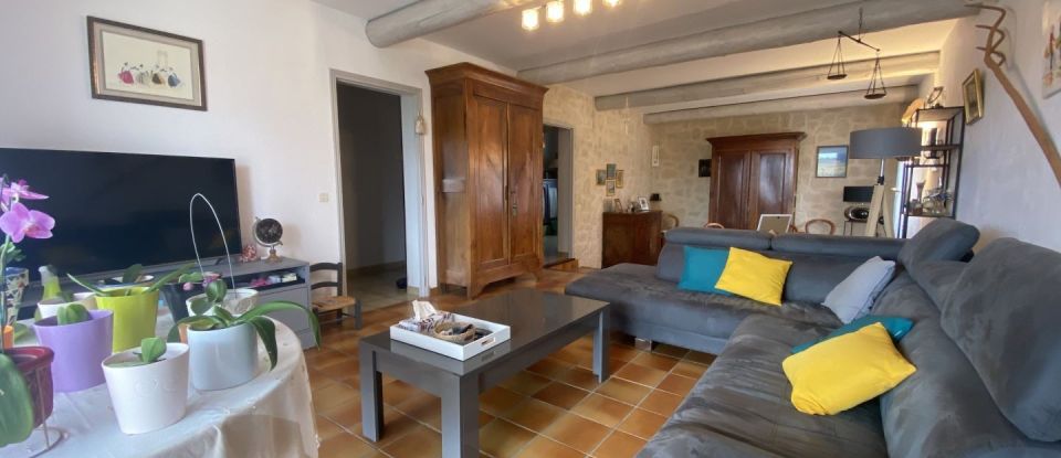 Maison 6 pièces de 138 m² à Théziers (30390)