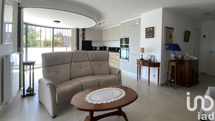 Appartement 4 pièces de 92 m² à Annecy (74000)