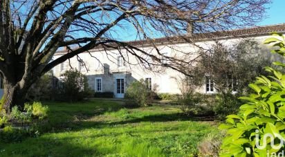 House 16 rooms of 522 m² in Angeac-Champagne (16130)
