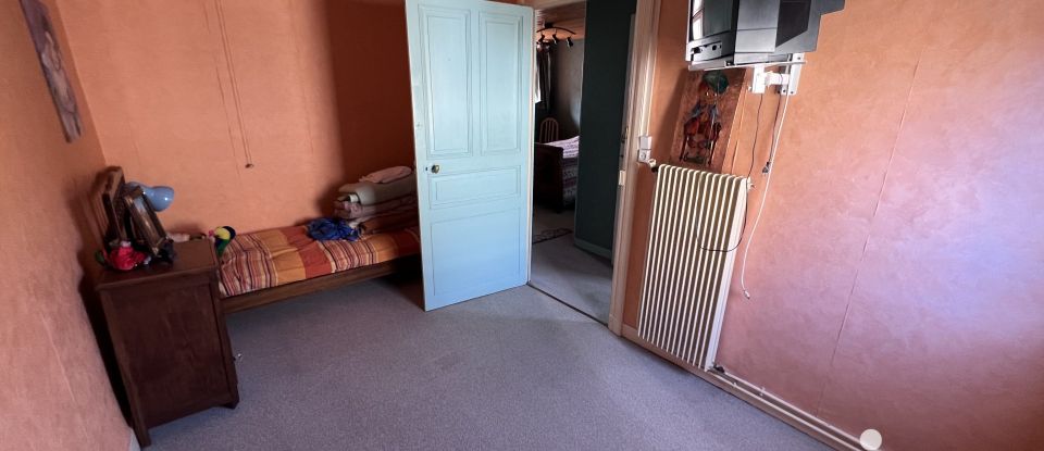 Apartment 5 rooms of 124 m² in Parthenay (79200)