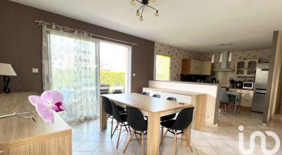 House 5 rooms of 105 m² in Saint-Apollinaire (21850)