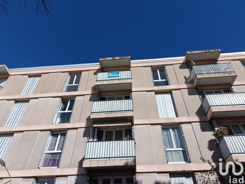 Apartment 3 rooms of 55 m² in Avignon (84000)
