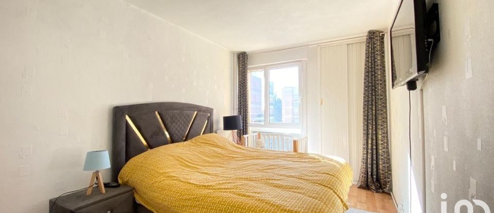 Apartment 2 rooms of 56 m² in Élancourt (78990)
