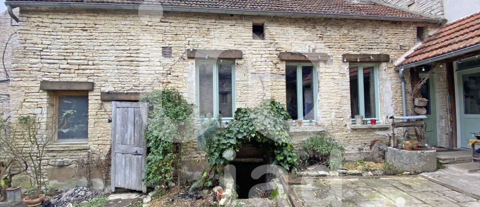 Country house 5 rooms of 131 m² in Cruzy-le-Châtel (89740)