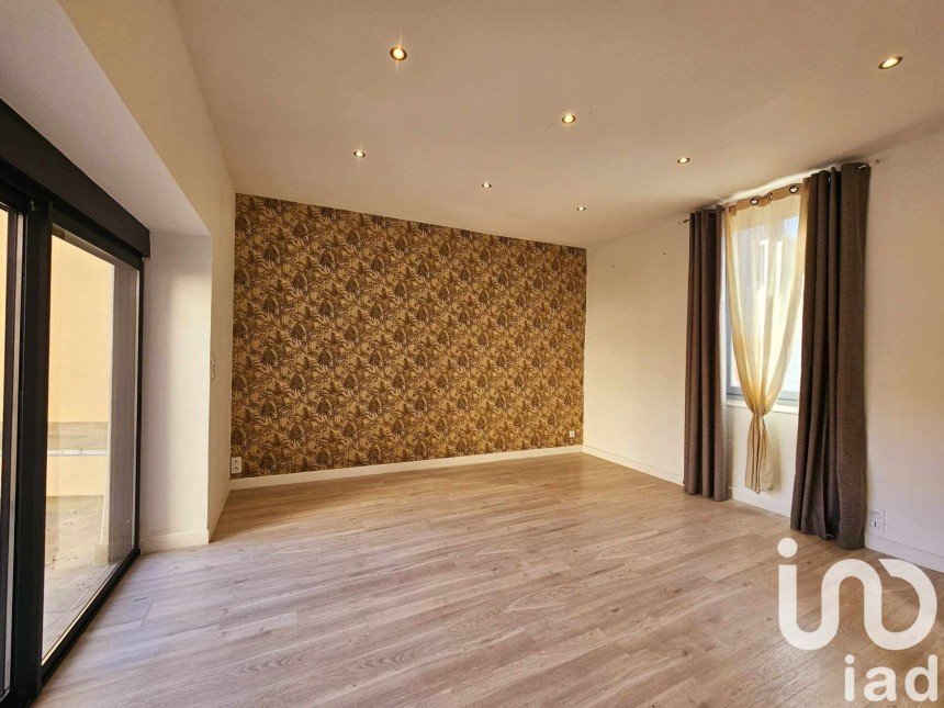 Town house 6 rooms of 164 m² in Lescure-d'Albigeois (81380)