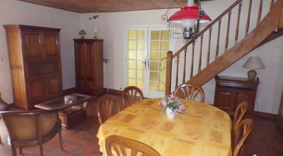 House 6 rooms of 99 m² in Fontaine-la-Gaillarde (89100)