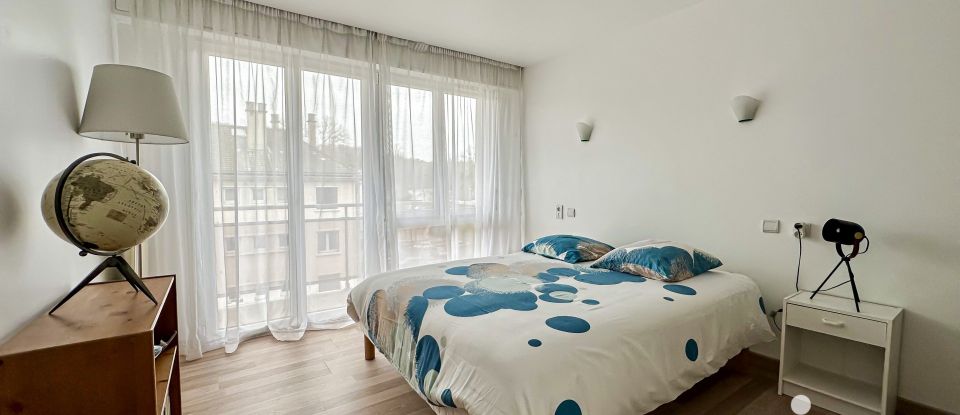 Apartment 5 rooms of 82 m² in La Celle-Saint-Cloud (78170)
