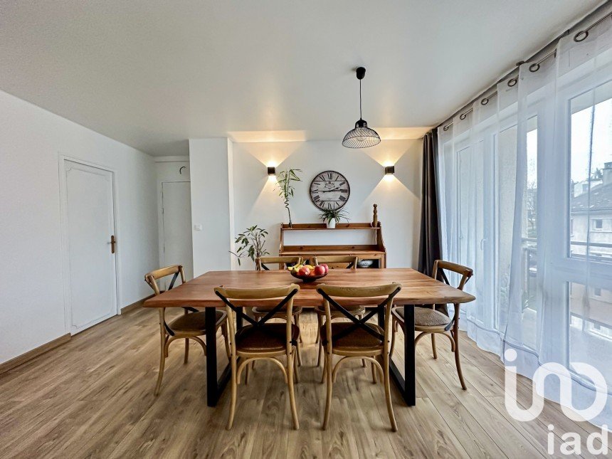 Appartement 5 pièces de 82 m² à La Celle-Saint-Cloud (78170)