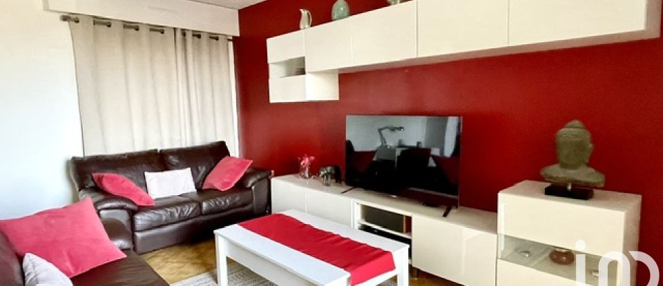 Appartement 3 pièces de 74 m² à Nîmes (30900)