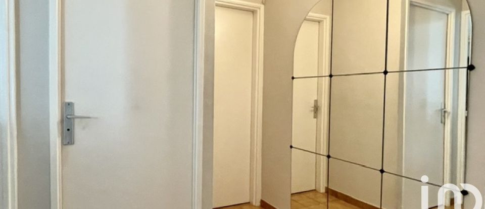 Appartement 3 pièces de 74 m² à Nîmes (30900)