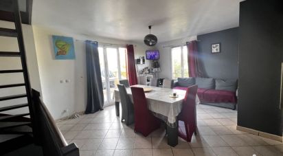 Apartment 4 rooms of 80 m² in Savigny-le-Temple (77176)