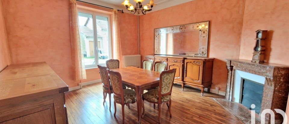 House 6 rooms of 156 m² in Rouvres-en-Woëvre (55400)