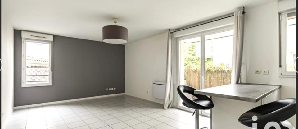 Apartment 2 rooms of 49 m² in Bègles (33130)