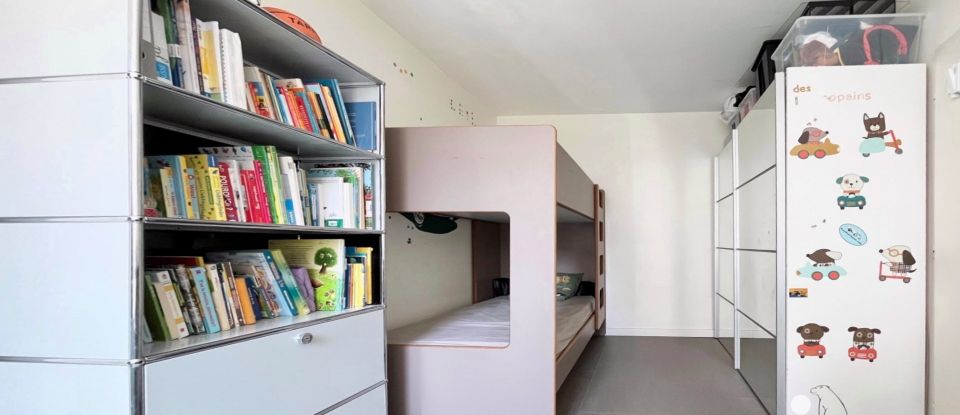 Appartement 3 pièces de 67 m² à Courbevoie (92400)