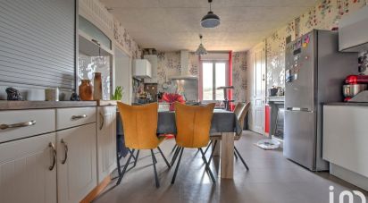 House 3 rooms of 93 m² in Saint-Priest-Taurion (87480)