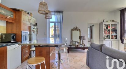 Appartement 3 pièces de 71 m² à Marseille (13011)