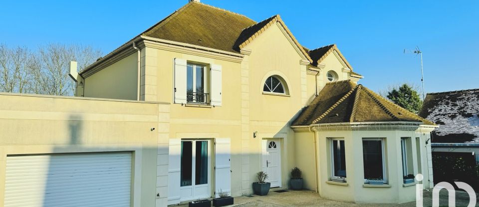 Maison 6 pièces de 230 m² à Saint-Fargeau-Ponthierry (77310)