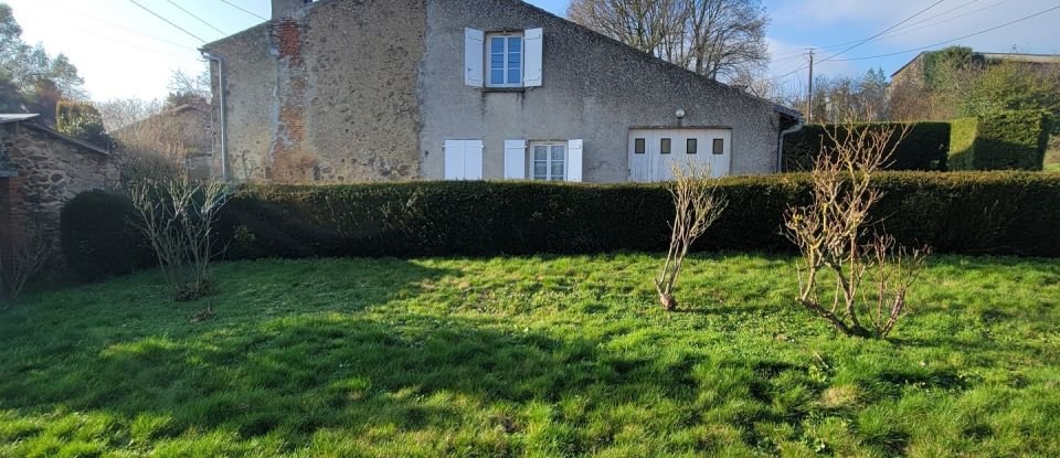 Traditional house 7 rooms of 152 m² in Montournais (85700)