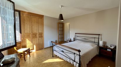 Traditional house 6 rooms of 132 m² in Villeneuve (04180)