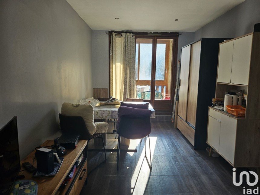 Apartment 2 rooms of 35 m² in Faucon-de-Barcelonnette (04400)