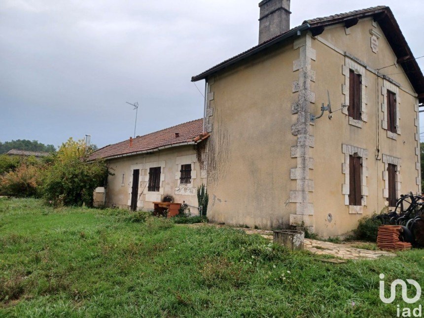 Traditional house 6 rooms of 187 m² in Minzac (24610)