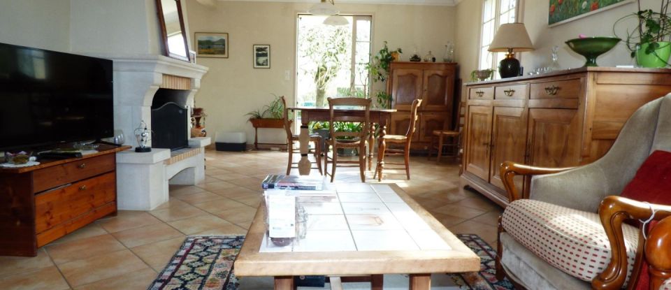 House 7 rooms of 137 m² in Mauges-sur-Loire (49620)