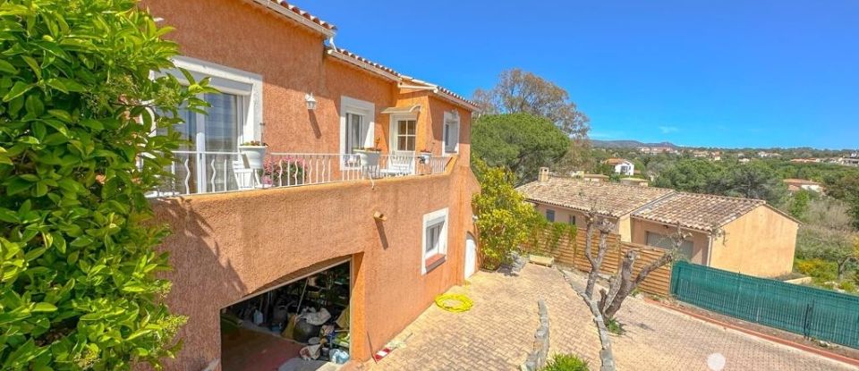 Traditional house 5 rooms of 136 m² in Fréjus (83600)