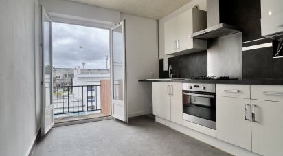 Appartement 2 pièces de 45 m² à Lorient (56100)