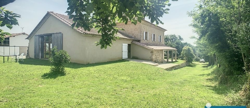 Estate 13 rooms of 550 m² in Fleurance (32500)
