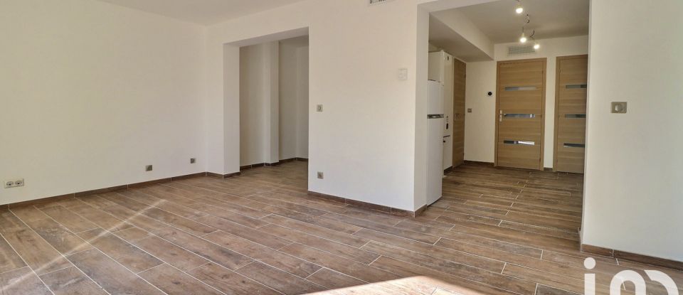 House 8 rooms of 164 m² in La Ciotat (13600)
