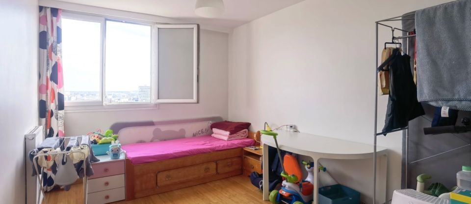 Appartement 4 pièces de 90 m² à Créteil (94000)