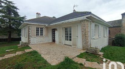 Maison 5 pièces de 130 m² à Ménigoute (79340)