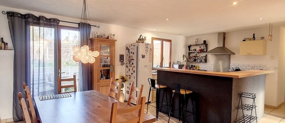 Maison traditionnelle 6 pièces de 140 m² à Marcilly-sur-Eure (27810)