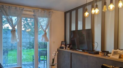 Apartment 3 rooms of 47 m² in Le Plessis-Belleville (60330)
