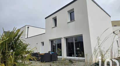 House 5 rooms of 95 m² in Caudan (56850)